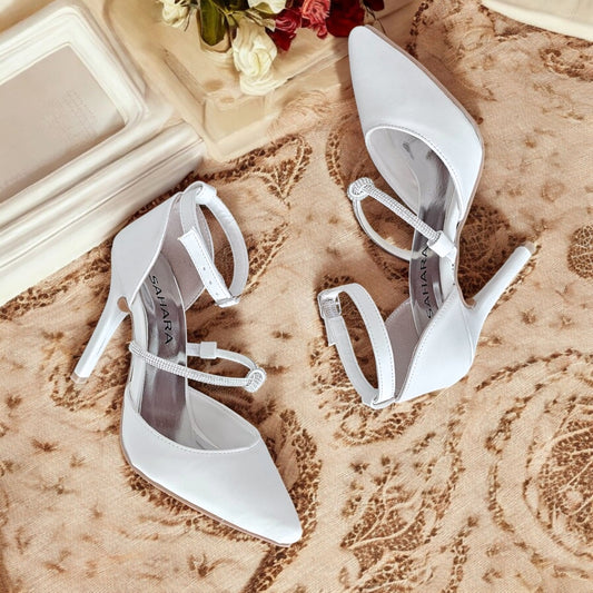 Zapatilla SAHARA Color Perla Estilo Elegante con Punta y Tacon Fino