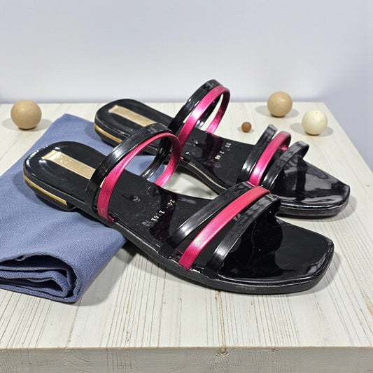 Sandalia FINA 1001 B Plana Negro y Brillante