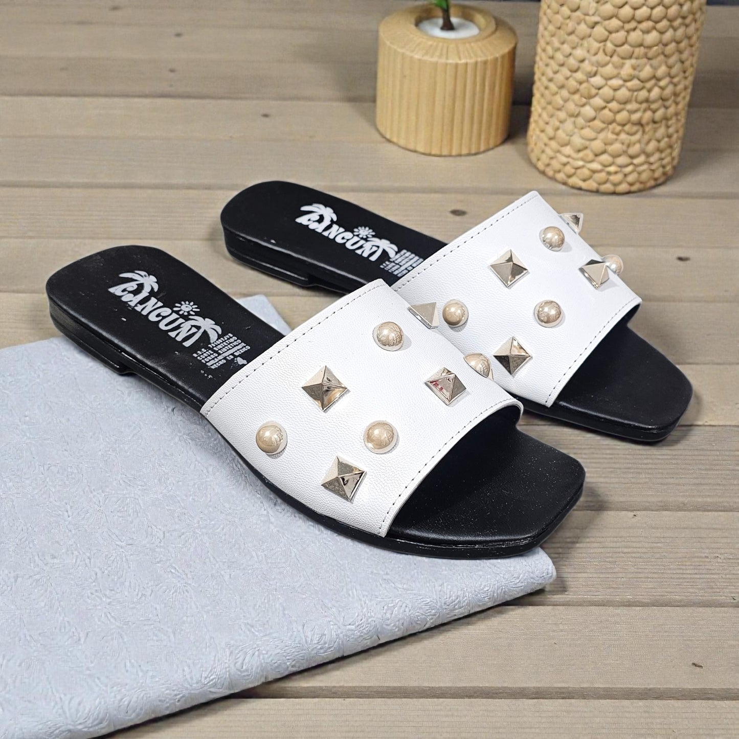 Sandalia CANCUN 350 Casual y Estoperoles