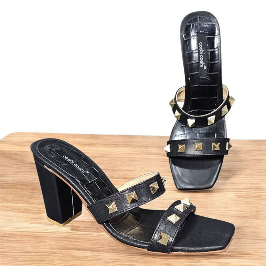 Zapatilla COSHI Est. 01 Tacón y Estoperoles